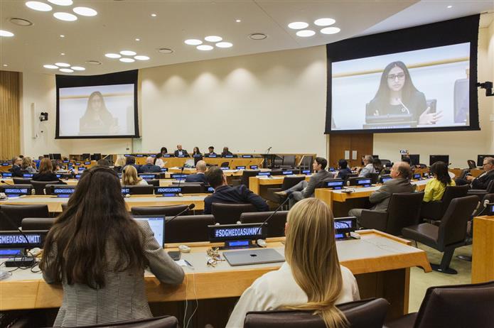 An image of Prisha Shroff during a presentation at the United Nations Headquarters in New York.