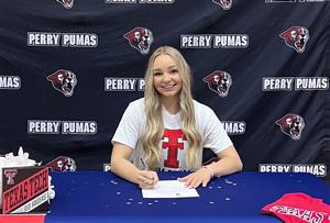Aubrey Feuerstein Signing Day 2022