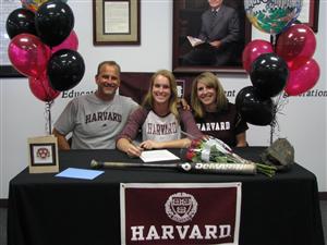 Leslie Signing 