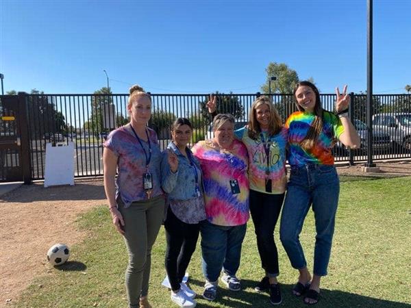 Students say peace out to drugs. 